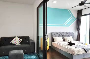 Almas Suites @ Puteri Harbour