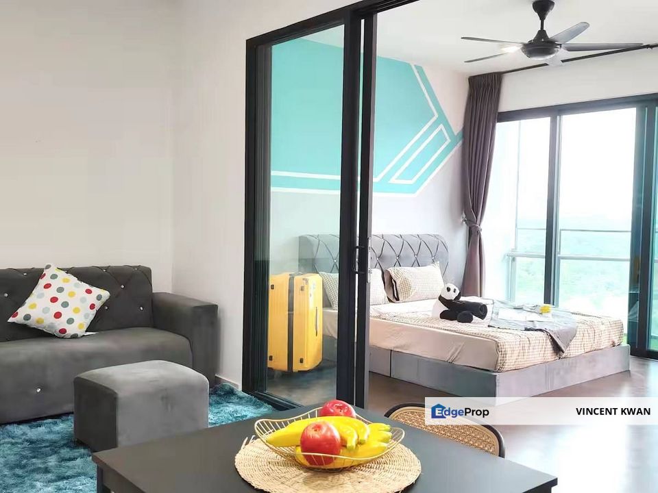 Almas Suite easy to access to Tuas second link , Johor, 