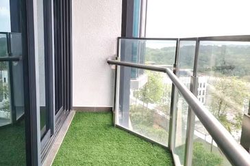 Almas Suites @ Puteri Harbour