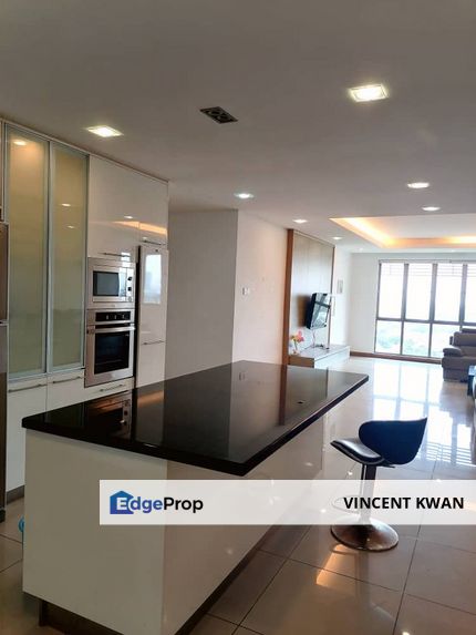 For Sale / Molek Pine 2 / High Floor Unit / 3 Bedrooms Fully Furnished, Johor, Johor Bahru