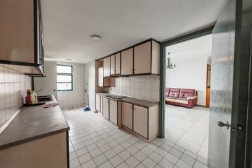 The Straits View, Bandar Baru Permas Jaya