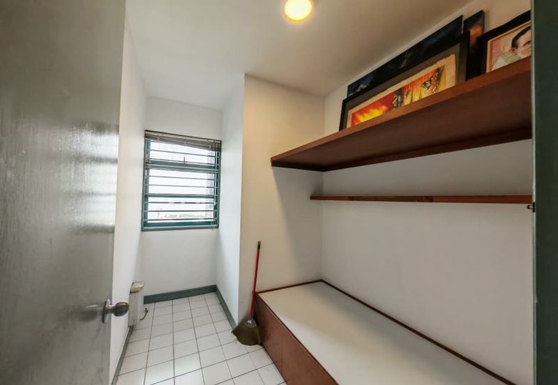 The Straits View, Bandar Baru Permas Jaya