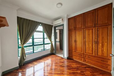 The Straits View, Bandar Baru Permas Jaya