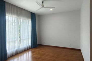 Isola Villa @ Senibong Cove