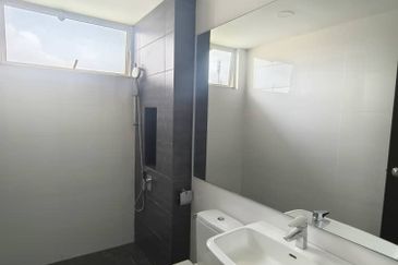 Isola Villa @ Senibong Cove