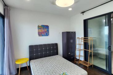 Almas @ Puteri Harbour