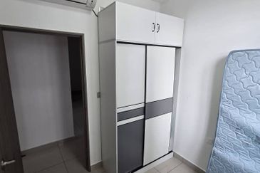 SKS Habitat Apartment, Larkin