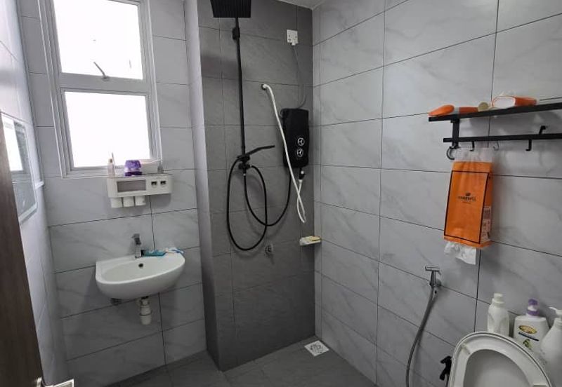 SKS Habitat Apartment, Larkin