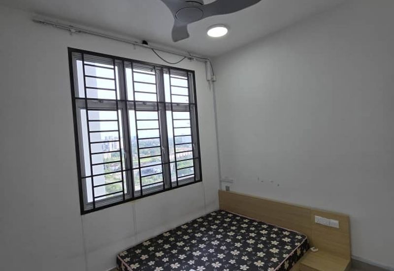SKS Habitat Apartment, Larkin