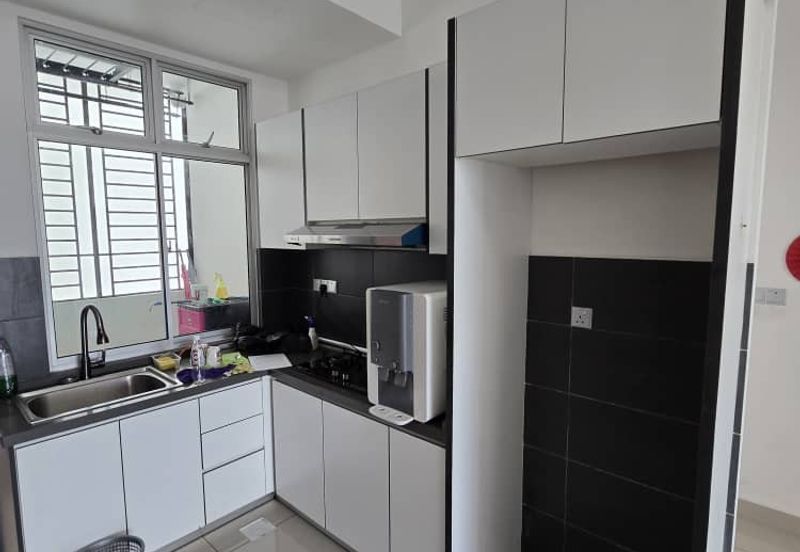 SKS Habitat Apartment, Larkin
