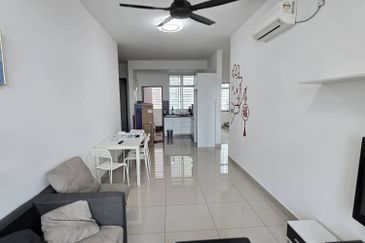 SKS Habitat Apartment, Larkin