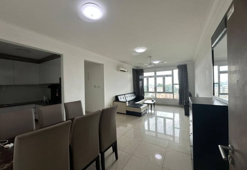 Golden Sands Seaview Residence