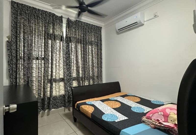 Golden Sands Seaview Residence