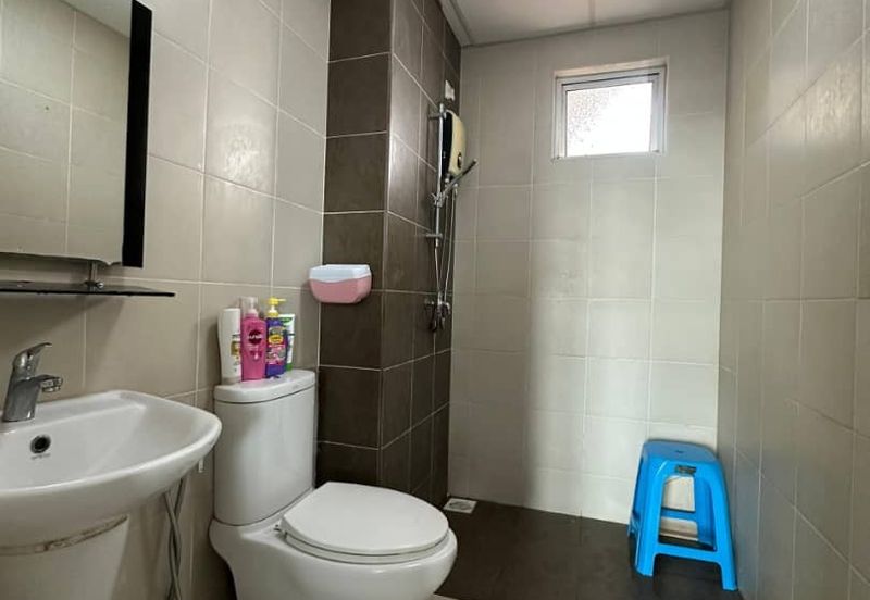 Golden Sands Seaview Residence