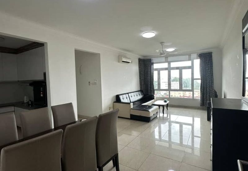 Golden Sands Seaview Residence