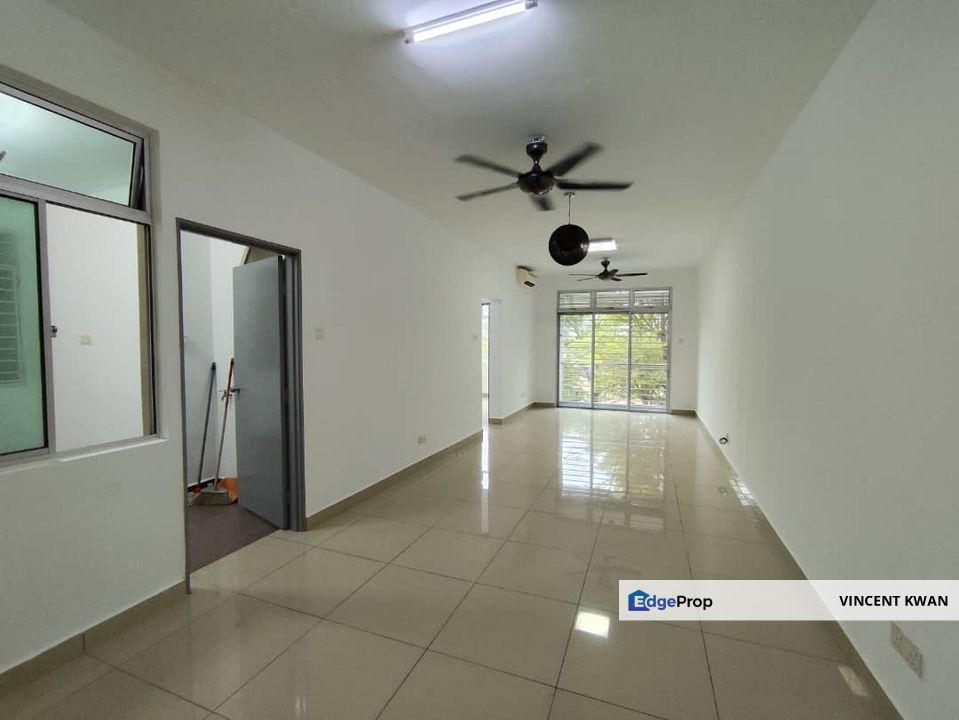 For Sales / Eastbay Luxury Apartment / Mega Ria / Permas, Johor, Masai