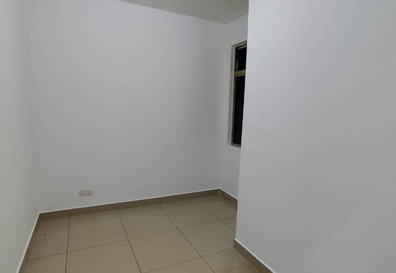 Eastbay Luxury Apartment