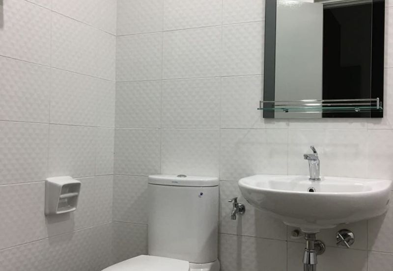 Seasons Luxury Apartments @ Amara Larkin