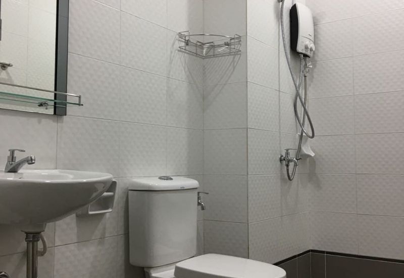 Seasons Luxury Apartments @ Amara Larkin