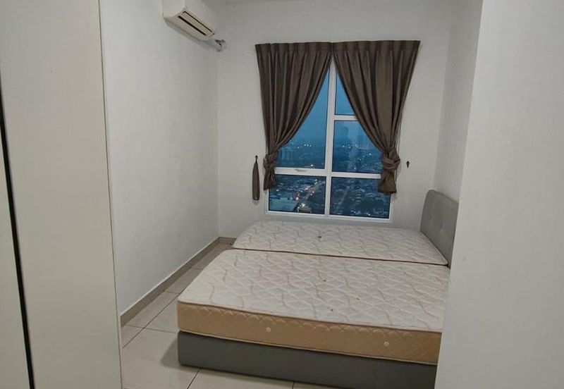 The Pinnacles (Pinnacle Tower)