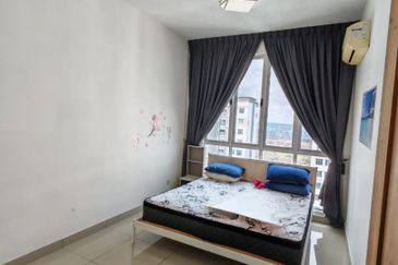 Meridin Bayvue Apartment