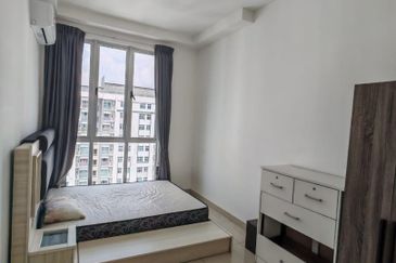 Meridin Bayvue Apartment