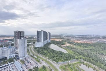 Grand Medini
