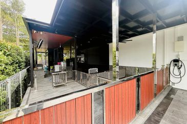 The WaterEdge Residences