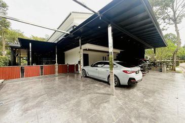 The WaterEdge Residences