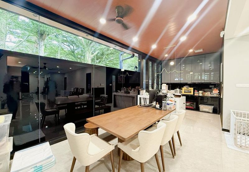 The WaterEdge Residences