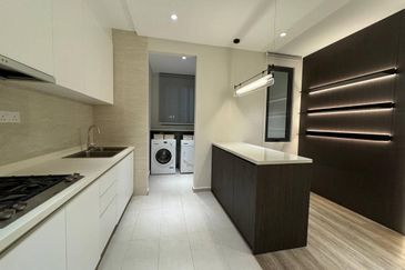 The Astaka @ 1 Bukit Senyum