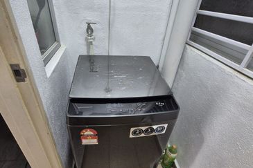 Dedaun Hijau (Greenfield Regency)