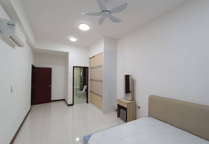 Paragon Suites @ CIQ