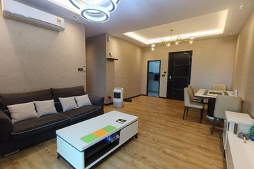 D'Summit Residences @ Kempas Utama