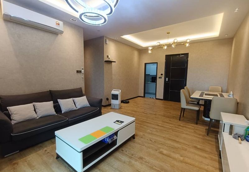 D'Summit Residences @ Kempas Utama