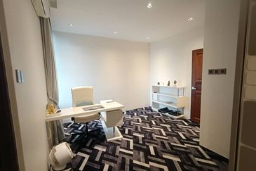 D'Summit Residences @ Kempas Utama