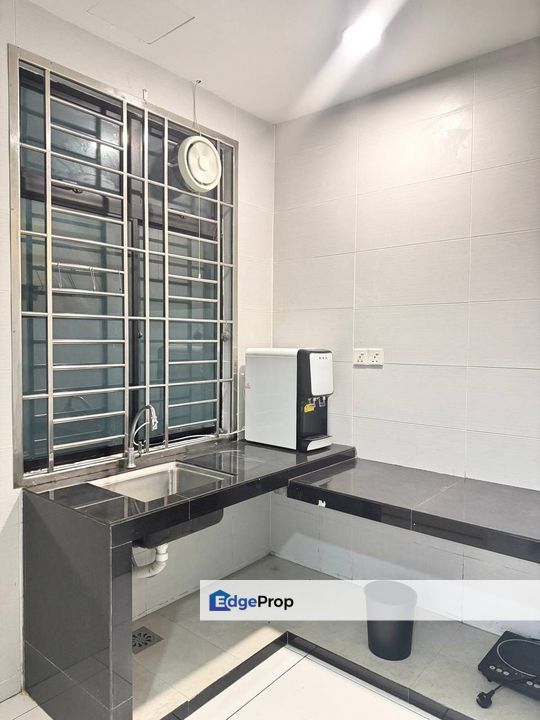 Tampoi / The Platino / 1Bedroom / Fully Furnished / Paradigm Mall, Johor, Johor Bahru