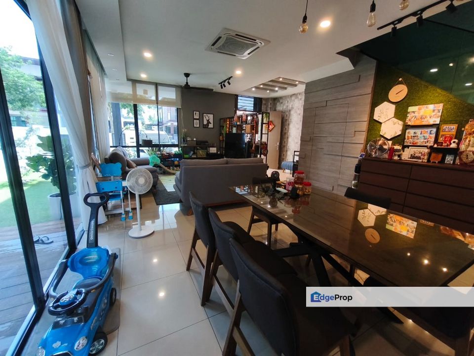 Bandar Cemerlang - 2 Storey Cluster House For Sale, Johor, Ulu Tiram