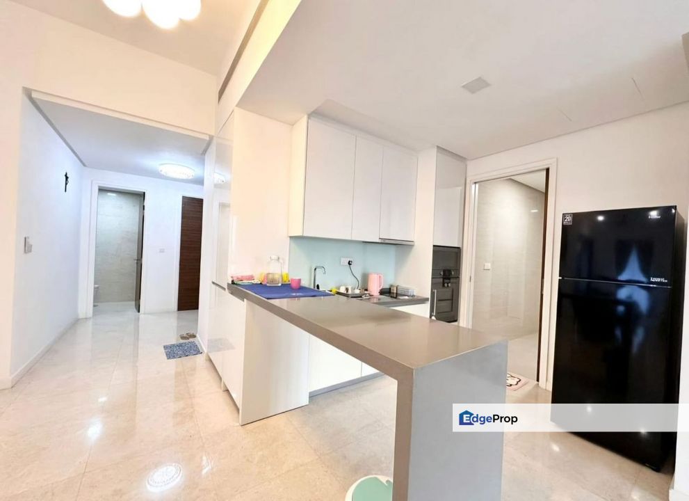 For Sale – Luxury Fully Renovated Condominium @ The Astaka, Bukit Senyum, 4 mins to JB CIQ, JB Town, Johor, Johor Bahru