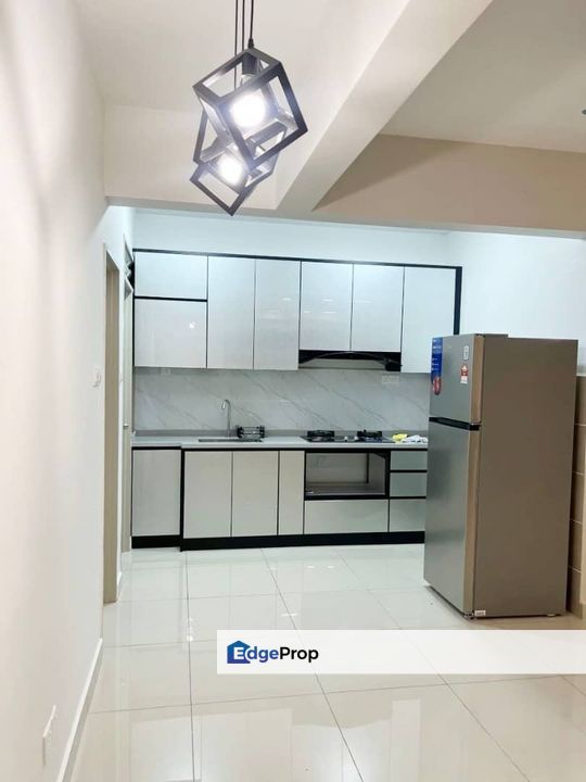 Kulai D'Putra Suites / 3Bed 3Bath / Corner Lot / Fully Furnished , Johor, Kulai