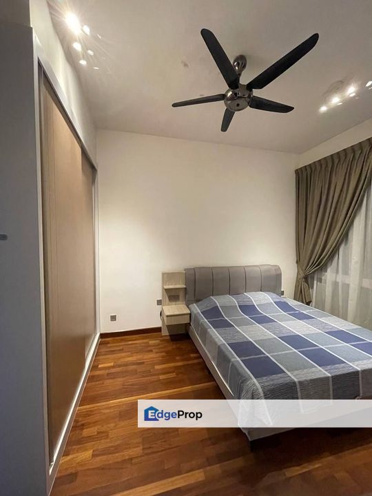 Paragon near Ciq Jb sentral woodlands Jb town custom danga bay, Johor, Johor Bahru