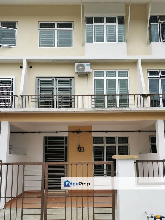 Senai / Taman Scientex / Jalan Scientex Jaya / 2.5 Storey Terrace House, Johor, Senai