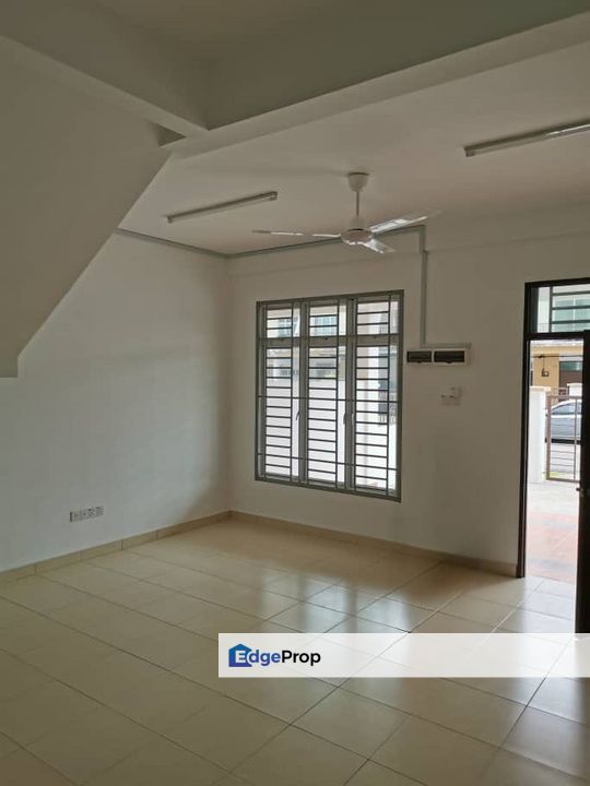 Senai / Taman Scientex / Jalan Scientex Jaya / 2.5 Storey Terrace House, Johor, Senai