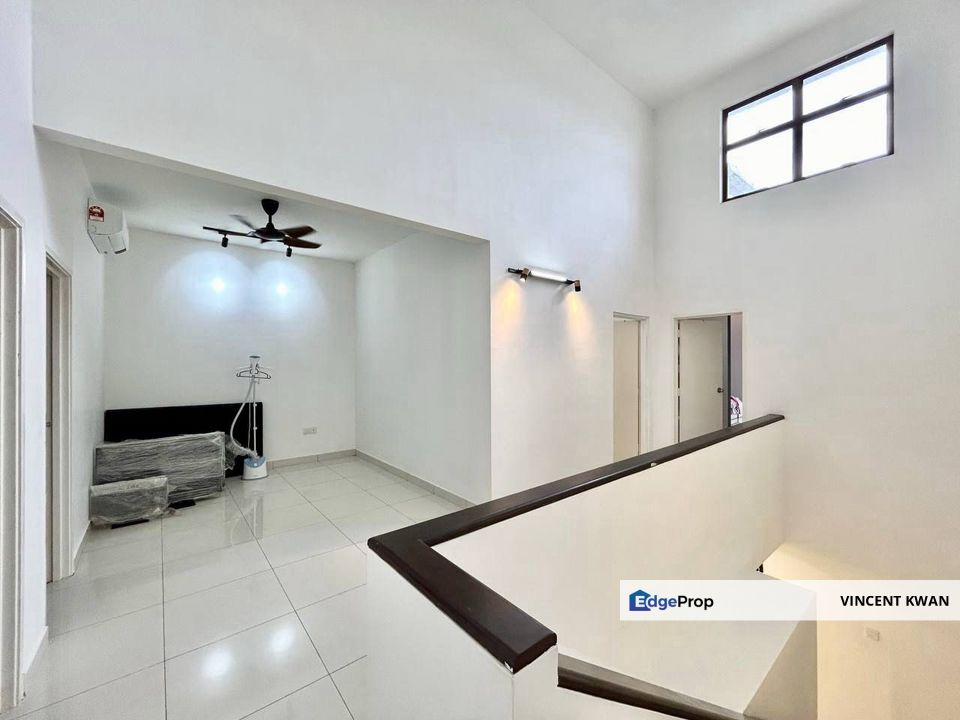 Skudai / Taman Mutiara Rini / Rini Height / Double Storey Terrace House ...