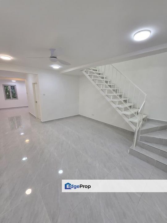 Pasir Gudang / Cahaya Masai / Double Storey Middle Low Cost House, Johor, Pasir Gudang