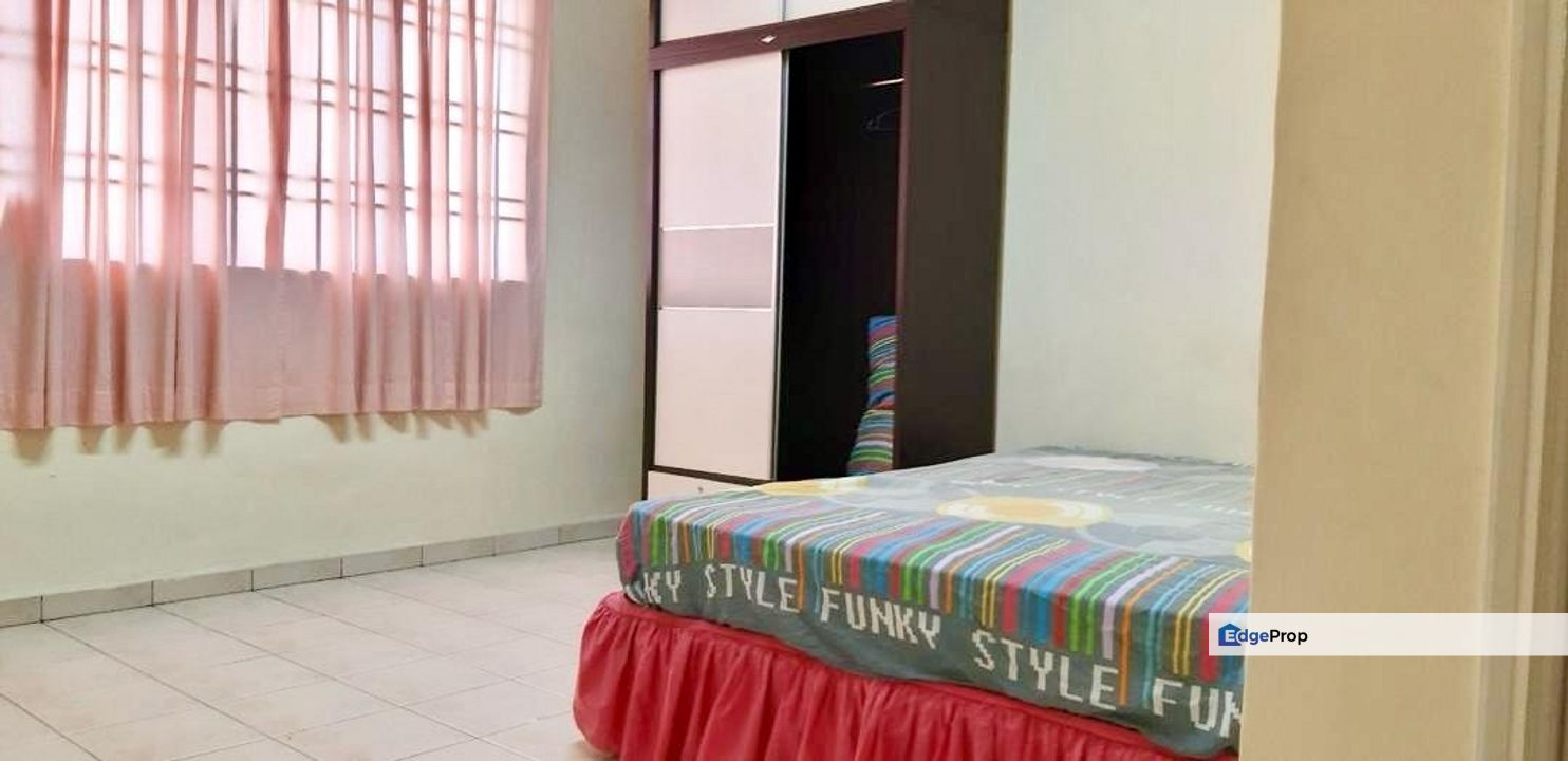 Johor Bahru / Plentong / Parc Regency Apartment , Johor, Plentong