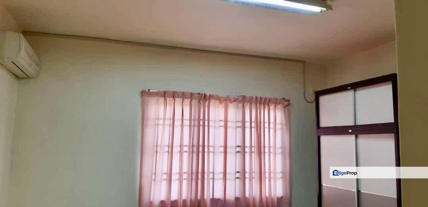 Johor Bahru / Plentong / Parc Regency Apartment , Johor, Plentong