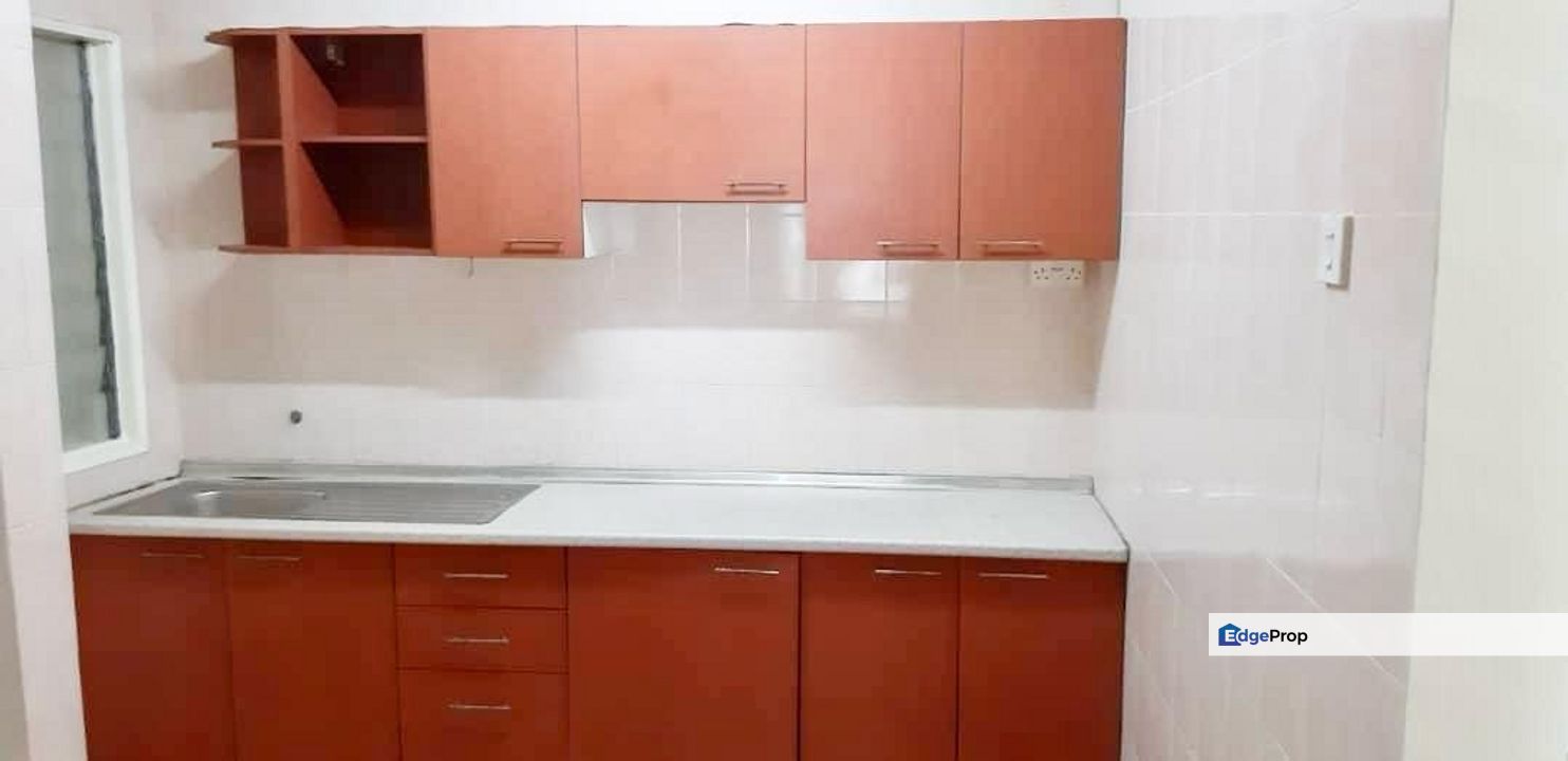Johor Bahru / Plentong / Parc Regency Apartment , Johor, Plentong