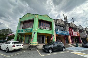 Bandar Tun Hussein Onn