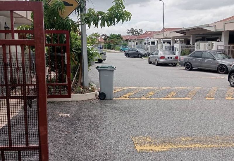 TAMAN BAYU INDERA, LUKUT